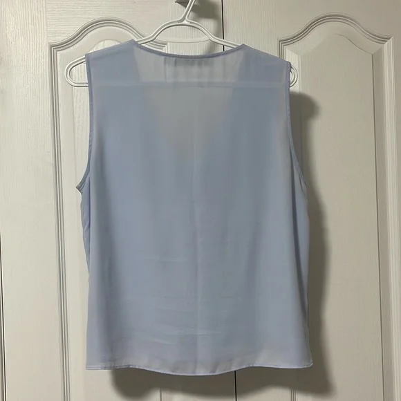 CONTEMPORAINE Minimalist V-neck tank top, sz med - Picture 3 of 8